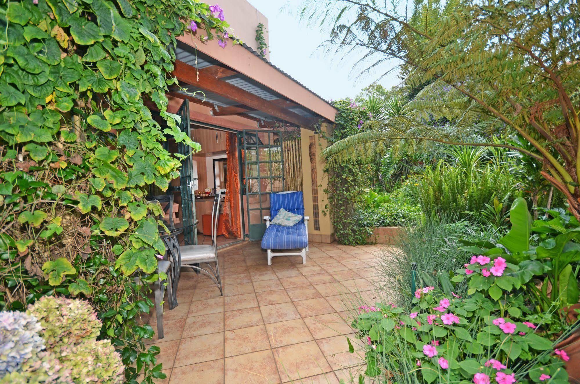 Cherry Tree Cottage B&B Linden Johannesburg Exterior photo